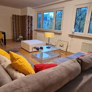 Kamer met een Queen Size Bed